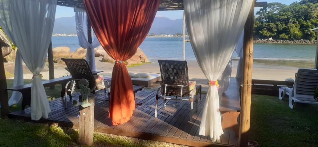 Ilha Do Papagaio - Pousada Exclusiva Ξενοδοχείο Palhoça Εξωτερικό φωτογραφία